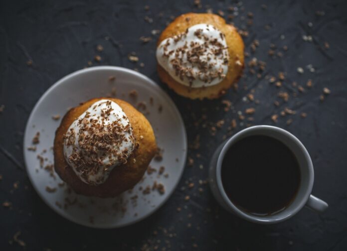 découvrez des recettes de desserts faciles à préparer qui raviront vos papilles ! que vous soyez novice ou cuisinier expérimenté, notre sélection de douceurs sucrées simples et rapides vous permettra de réaliser des desserts savoureux en un rien de temps.