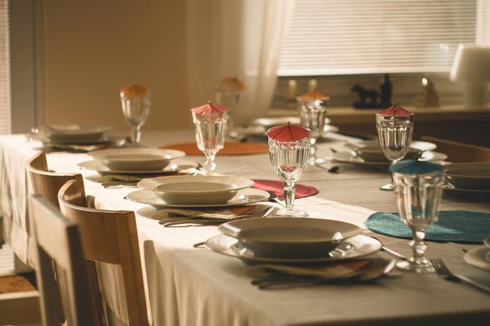 découvrez des recettes simples et savoureuses pour des repas en famille. pratiques et rapides à préparer, ces plats raviront petits et grands lors de vos dîners du soir.